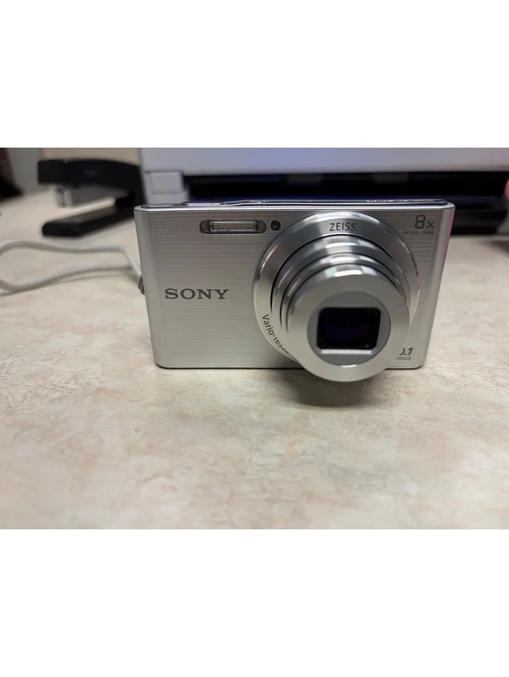 Sony Cyber-shot DSC-W830 20.1MP Digital Camera Silver 8x Zoom Tested Working